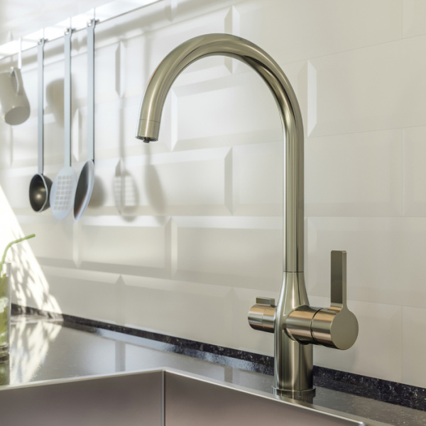 Смеситель IDDIS PURE PURBNFJi05 для кухонной мойки  Смеситель IDDIS PURE PURBNFJi05 для кухонной мойки